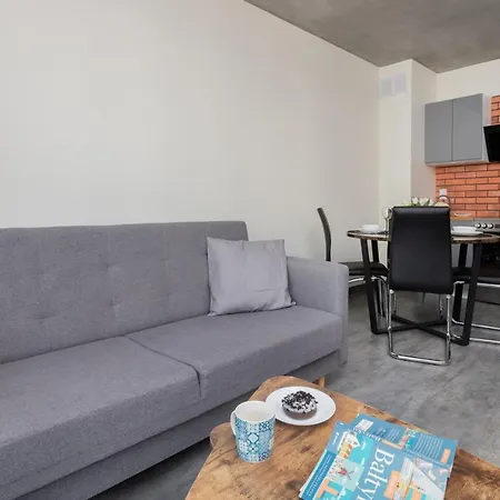 Nadmorskie Tarasy With Balcony & Parking By Renters Gdynia