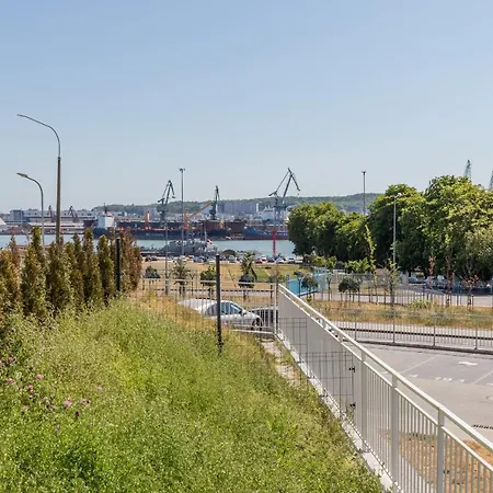 Lejlighed Nadmorskie Tarasy With Balcony & Parking By Renters